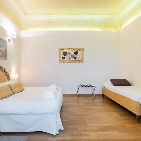Yid Donatello Apartment *